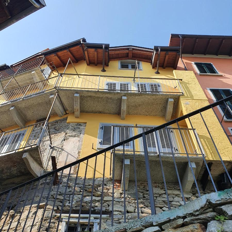 La Maison Des Artistes Ghiffa Exteriör bild